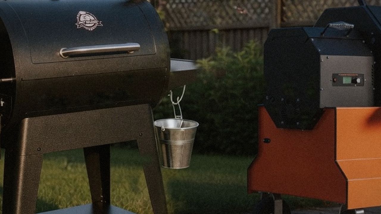 Close comparison of the Pit Boss Navigator 850 controller next to the Yoder Smokers YS640s controller